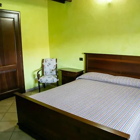 Cadgal - Tenuta Valdivilla Farm stay Santo Stefano Belbo