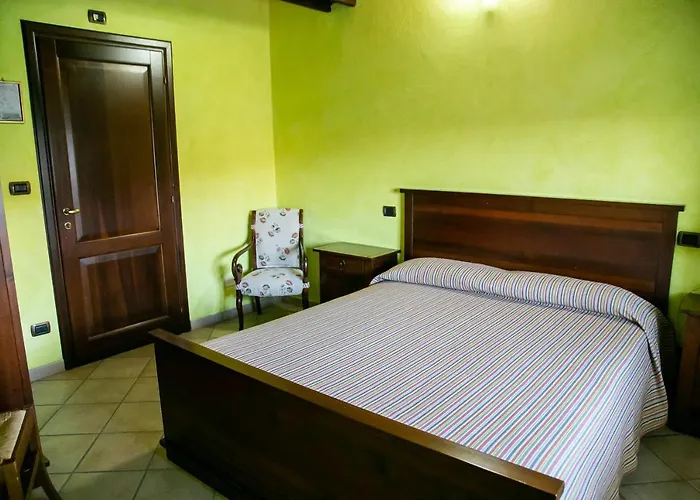 Cadgal - Tenuta Valdivilla Vakantieboerderij Santo Stefano Belbo